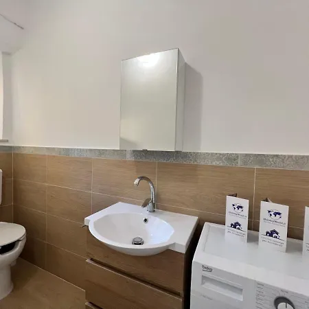 House Silvia By World Apartment *