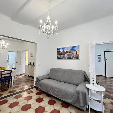 House Silvia By World * Genova